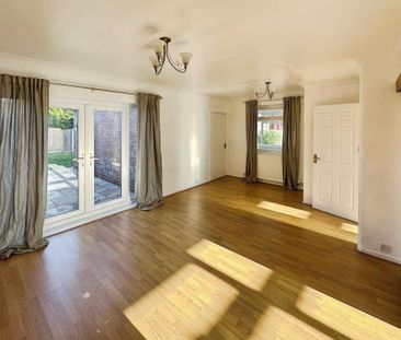 3 bedroom semi-detached house to rent - Photo 3