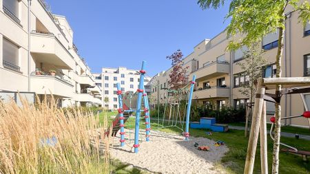 PARKSTADT KARLSHORST - GEPFLEGT WOHNEN MIT FUSSBODENHEIZUNG, EINBAUKÜCHE, TERRASSE UND BALKON - Foto 5