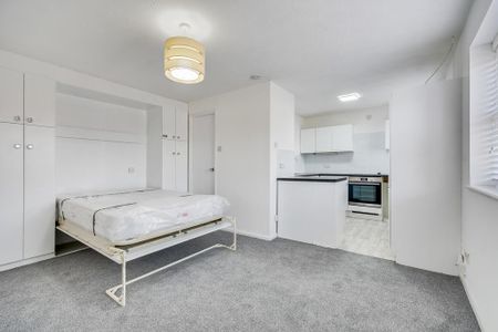 Studio to rent - Photo 3