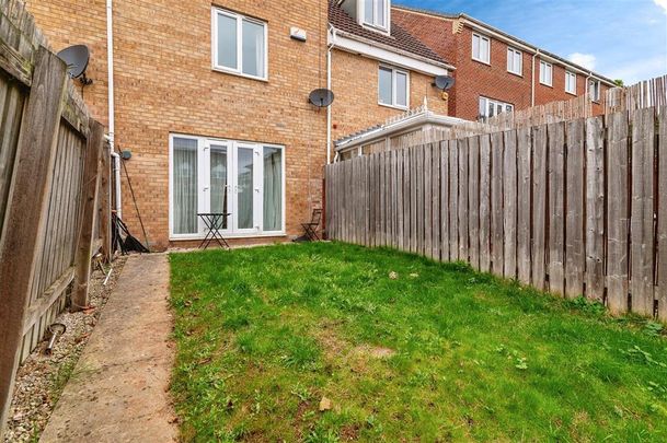 Oakland Way, NOTTINGHAM - Photo 1