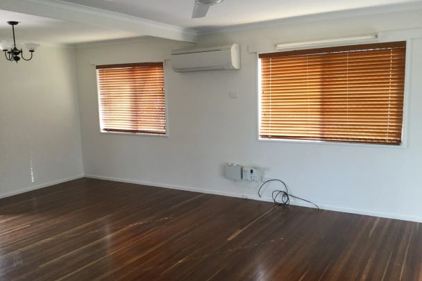 10 Aloomba Crescent, - Photo 1