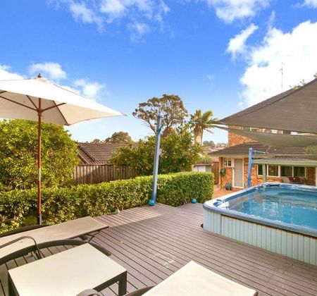 Well-Appointed Townhouse - CTHS Catchment! - Photo 5