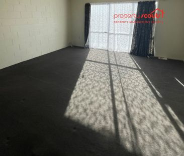 Lovely 2 bedroom unit - Photo 6