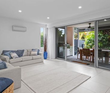 Enjoy the Sanctuary Cove lifestyle at this beautiful Four Bedroom H... - Photo 5