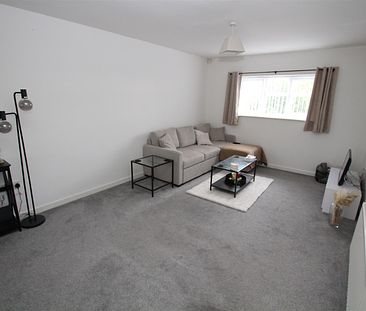 2 bedrooms Apartment for Sale - Photo 2