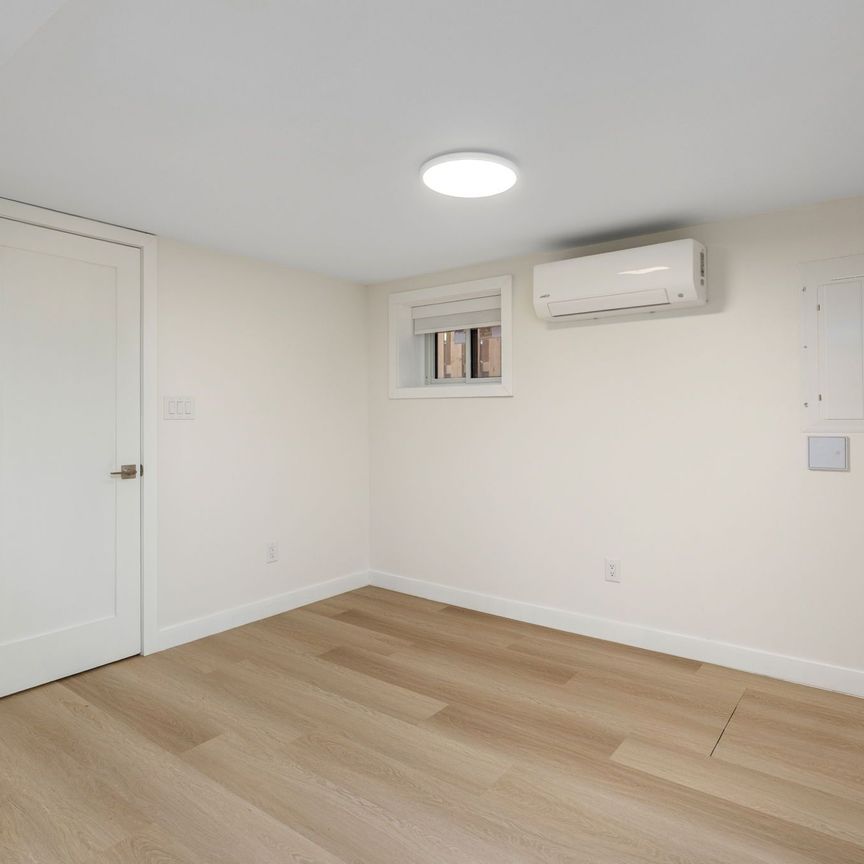 For Lease - 451 Lansdowne Avenue Unit# Basement Rear Unit, Toronto, Ontario - Photo 1