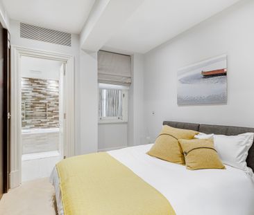 An Elegant Two-Bedroom Apartment in the Heart of South Kensington - Photo 5