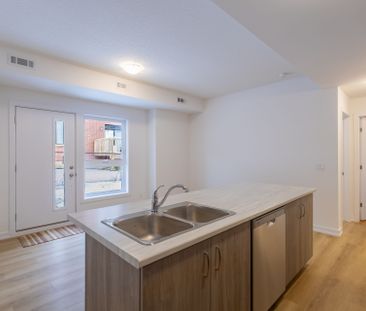 For Lease - 70 Kenesky Drive Unit# 14, Hamilton, Ontario - Photo 6