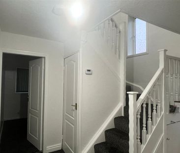 Fairfield Road, Heckmondwike, West Yorkshire, WF16 - Photo 5