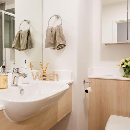 1 bedroom private hall to rent - Photo 4