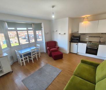 1 Bed Flat, Marsh Road, LU3 - Photo 1