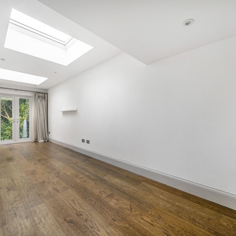 Therapia Road, London, SE22 - Photo 1