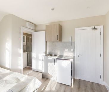 Studio Flat, Broad Walk, SE3 - Photo 6