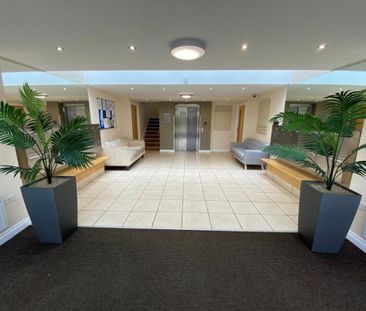 3 bedroom apartment to rent - Photo 3