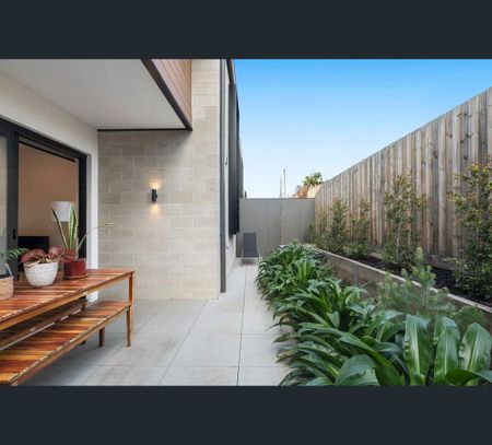 3/123 Balcombe Road, Mentone, Vic 3194 - Photo 3