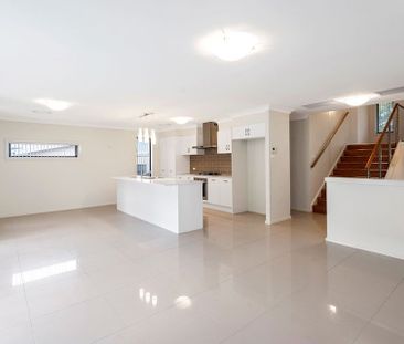 7 Cockle Crescent, Teralba. - Photo 4