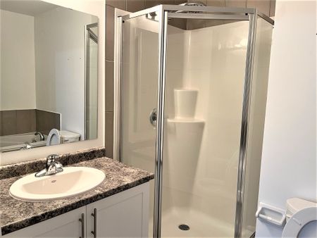 For Lease - 39 DUNDALK Private, Barrhaven, Ontario - Photo 4