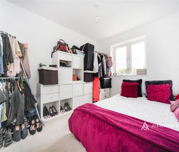 3 bedroom semi-detached house to rent - Photo 4