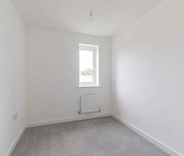 Newent Road, Cheltenham, GL52 - Photo 4