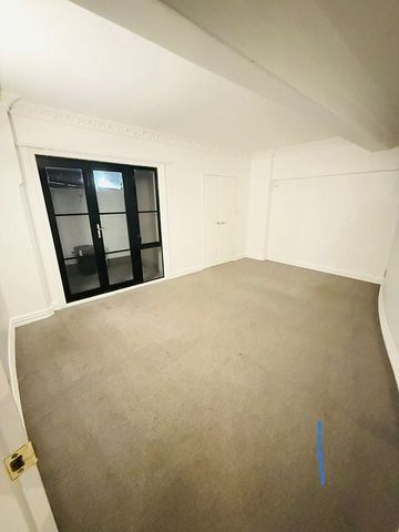 3 large bedrooms in CBD - Photo 4