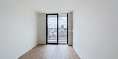 Appartement te huur in Anderlecht voor € 2.200 met 4 slaapkamers - Photo 5