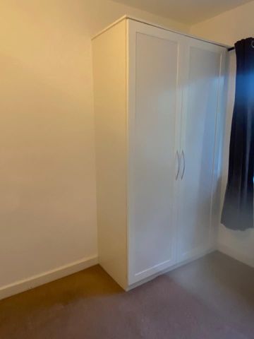 2 Bed Flat, Sidmouth Road, E10 - Photo 2