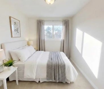Elmwood Townhomes — 4A - Photo 1