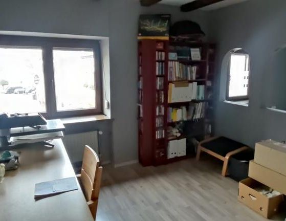 Schöne Wohnung 95qm 3ZKB in Wemmetsweiler - Foto 1