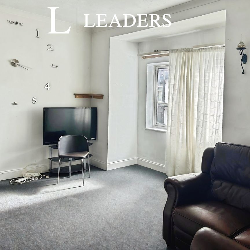 2 bedroom apartment to rent St. Helens Road, SS0 - Photo 1