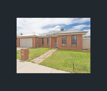 6 Arinya Close, Ascot, Vic 3551 - Photo 4