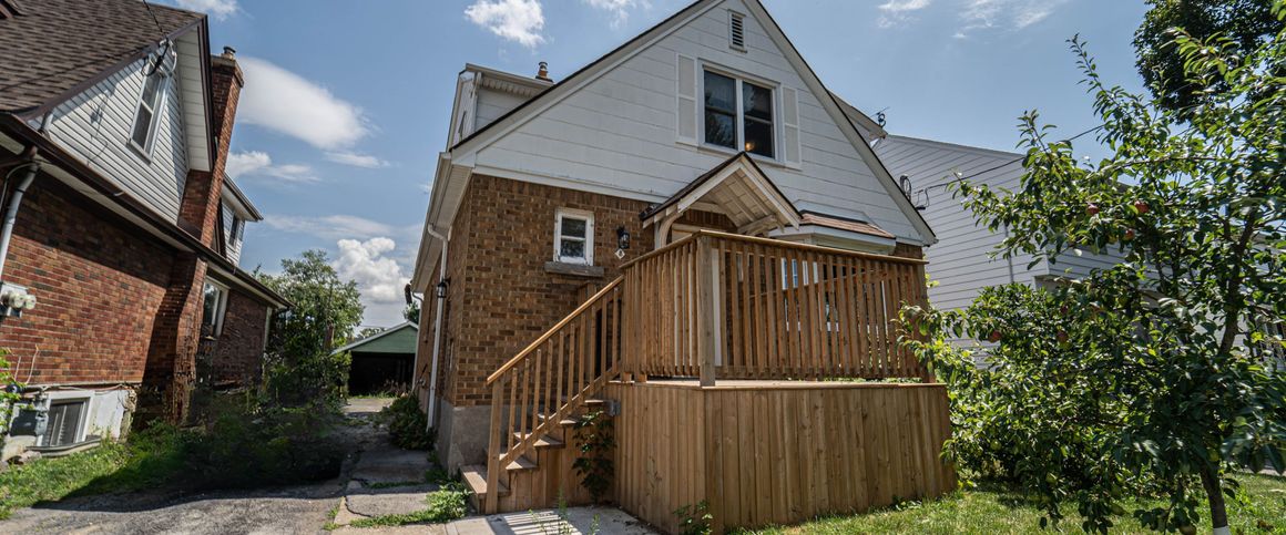 For Lease - 8 Bruce Street Unit# 2, St. Catharines, Ontario - Photo 1