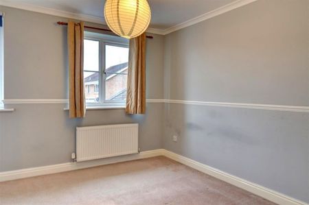 Hazel Avenue, Evesham - Photo 3