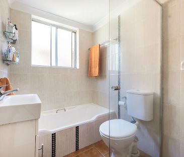 Two bedroom apartment in quiet street - Photo 1