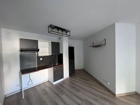 Location Appartement 2 pièces 36m² PERIGUEUX 24000 - Photo 4