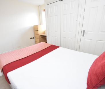 2 bed flat to rent in Cathays Terrace, Cathays, CF24 - Photo 6