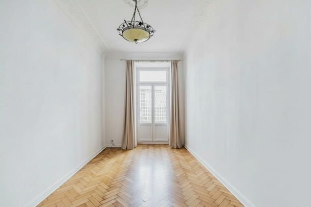 Biuro|kancelaria|wysokie w kamienicy|obok D.Centra 102 m² - Photo 1