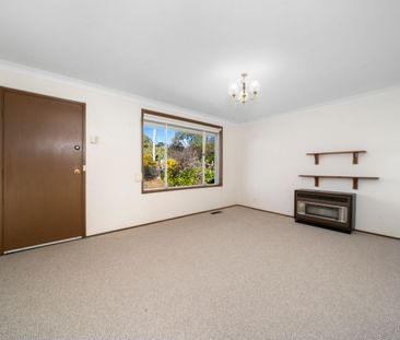 Neat & Tidy Three Bedroom Home in North Katoomba - Photo 1