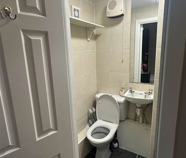 Flat 6, 108 North Circular Road, Dublin 7, County Dublin - Photo 3