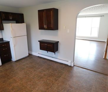 FOR RENT – 75 Nappan Drive (Upper Unit), Lower Sackville, Nova Scotia - Photo 3