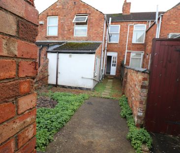 Flat to rent on - Photo 5