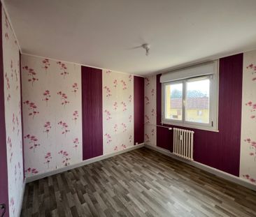 Location - Appartement T4 - 65 m² - Pont-de-Roide-Vermondans - Photo 2