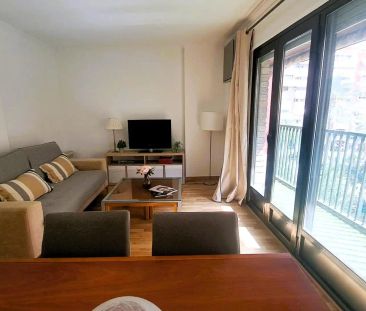 Piso de alquiler en Ensanche - Diputación - Photo 3