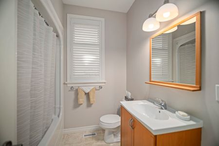 For Lease - 902 Adirondack Road, London South, Ontario - Photo 3