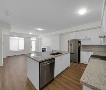 For Lease - 16 Griffith Street, Aurora, Ontario - Photo 6