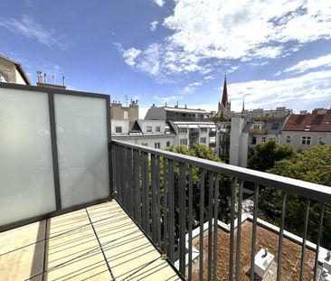 Moderne Dachgeschosswohnung mit Terrasse - Photo 6