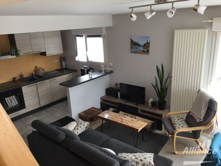 Location Appartement 3 pièces 67m² BAVANS 25550 - Photo 2