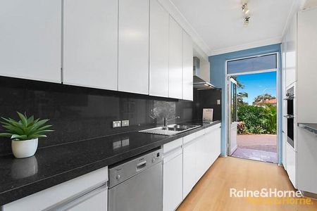 15/40 Stanton Road, Mosman, NSW 2088 - Photo 2