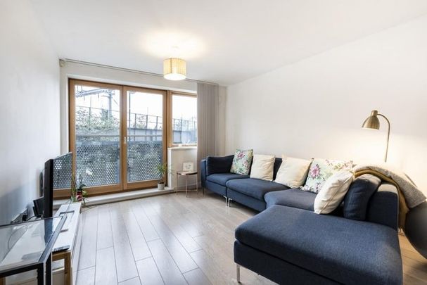 2 Bed Flat, Meath Crescent, E2 - Photo 1