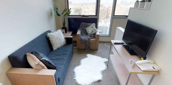 Studio Apartment - Photo 2