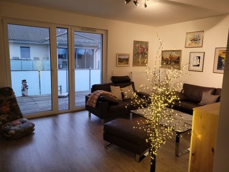 Traumhafte 2-Zi.-Whg. mit großer Dachterrasse in beliebter Wohnanlage! - Photo 4